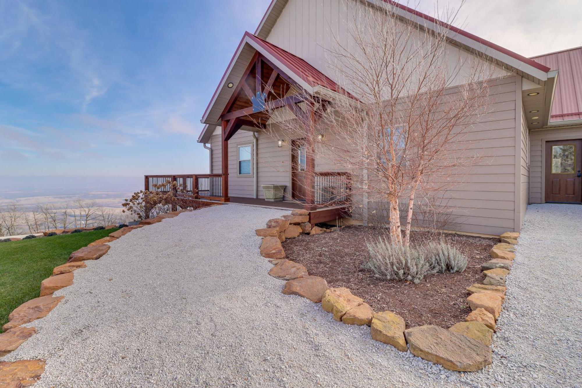 Spacious Harrison Vacation Rental With Deck And Views! Exterior photo